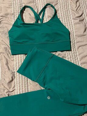 Lululemon Legging & Sports Bra Set